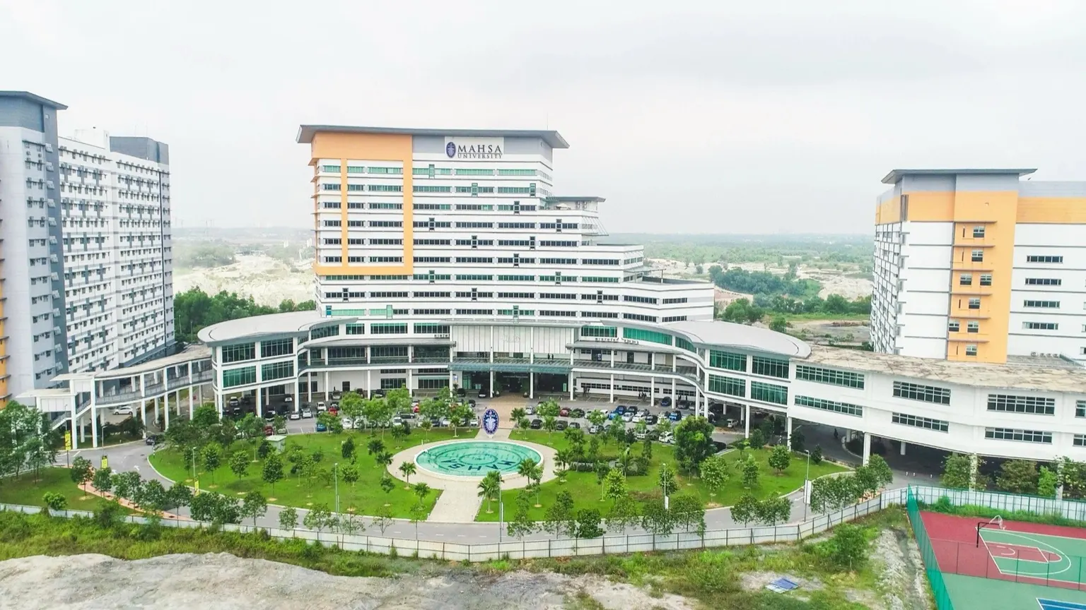 MAHSA University bosh binosi yuqoridan